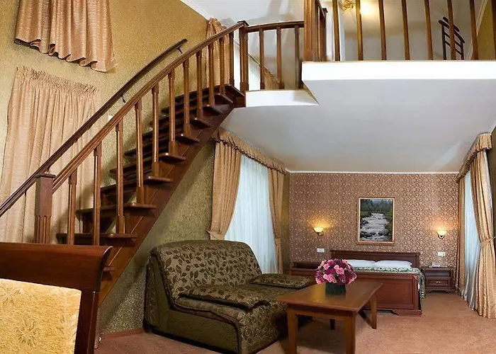 Ξενοδοχείο Royal Street 3*