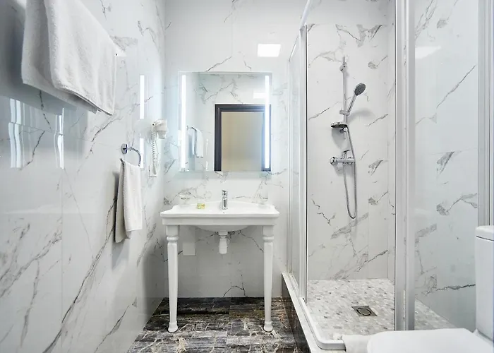 Ξενοδοχείο Royal Street 3*