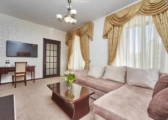 Royal Street Hotel Odessa