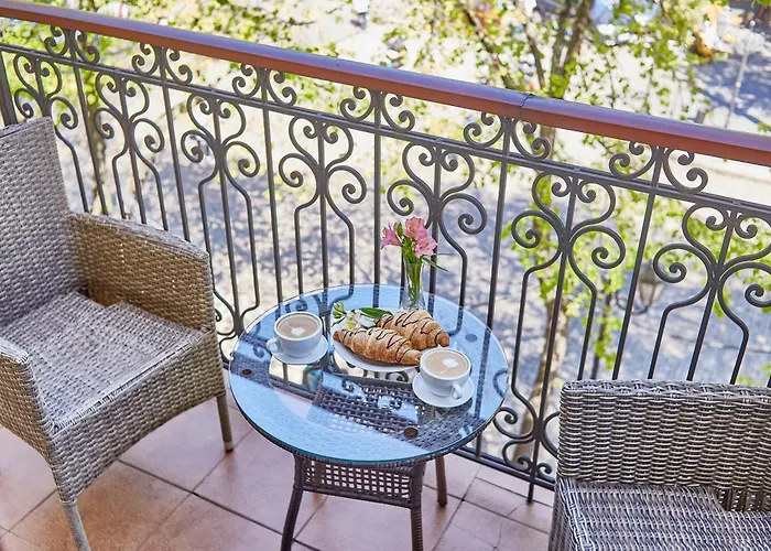 Royal Street Hotel Odessa