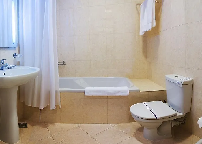 Ξενοδοχείο Royal Street 3*