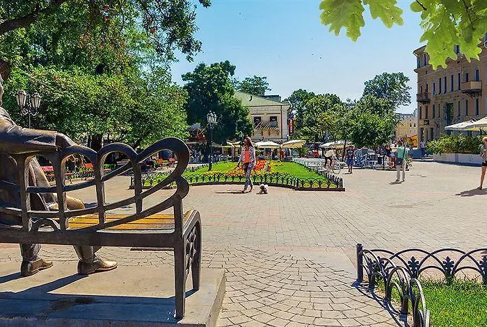 Ξενοδοχείο Royal Street 3*