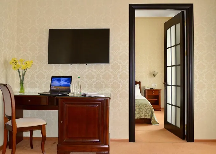 Royal Street Hotel 3*